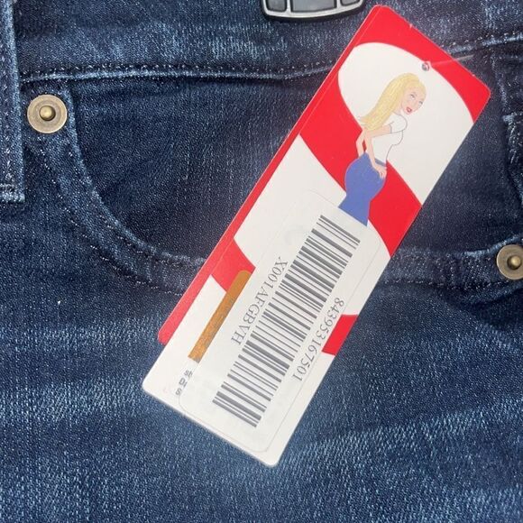 Spanx Slim X Casual Capri Size 29 (33) Dark Wash Denim Jeans NWT - Picture 10 of 10